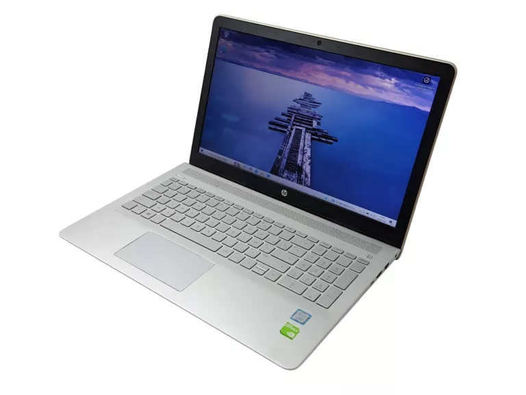 LAPTOP HP PAVILION 15,6'' I7-7500U 12GB RAM 1TB HDD GEFORCE 940MX