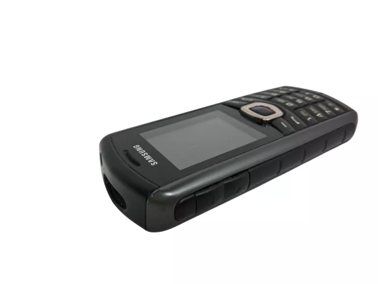 TELEFON KOMÓRKOWY SAMSUNG B2710 SOLID 4 MB / 30 MB 3G