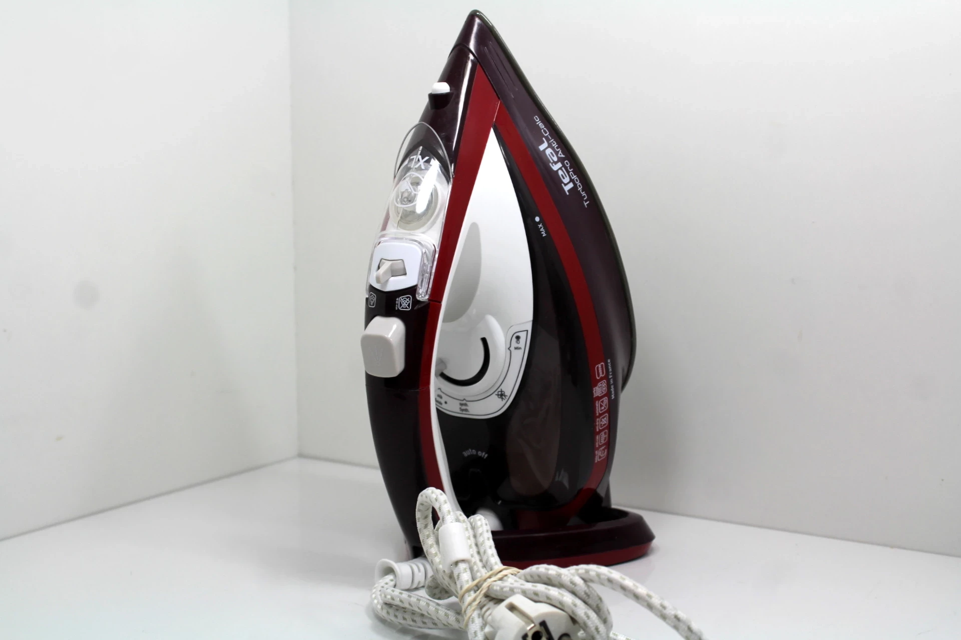 zelazko-tefal-turbo-anti-calc-fv5635-moc-260000