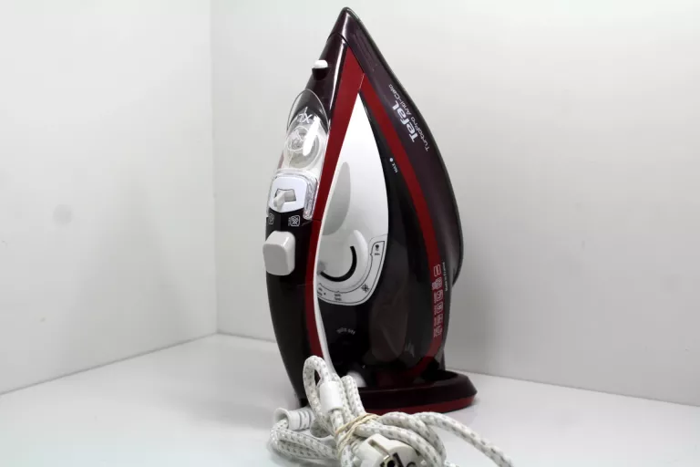 zelazko-tefal-turbo-anti-calc-fv5635-moc-260000