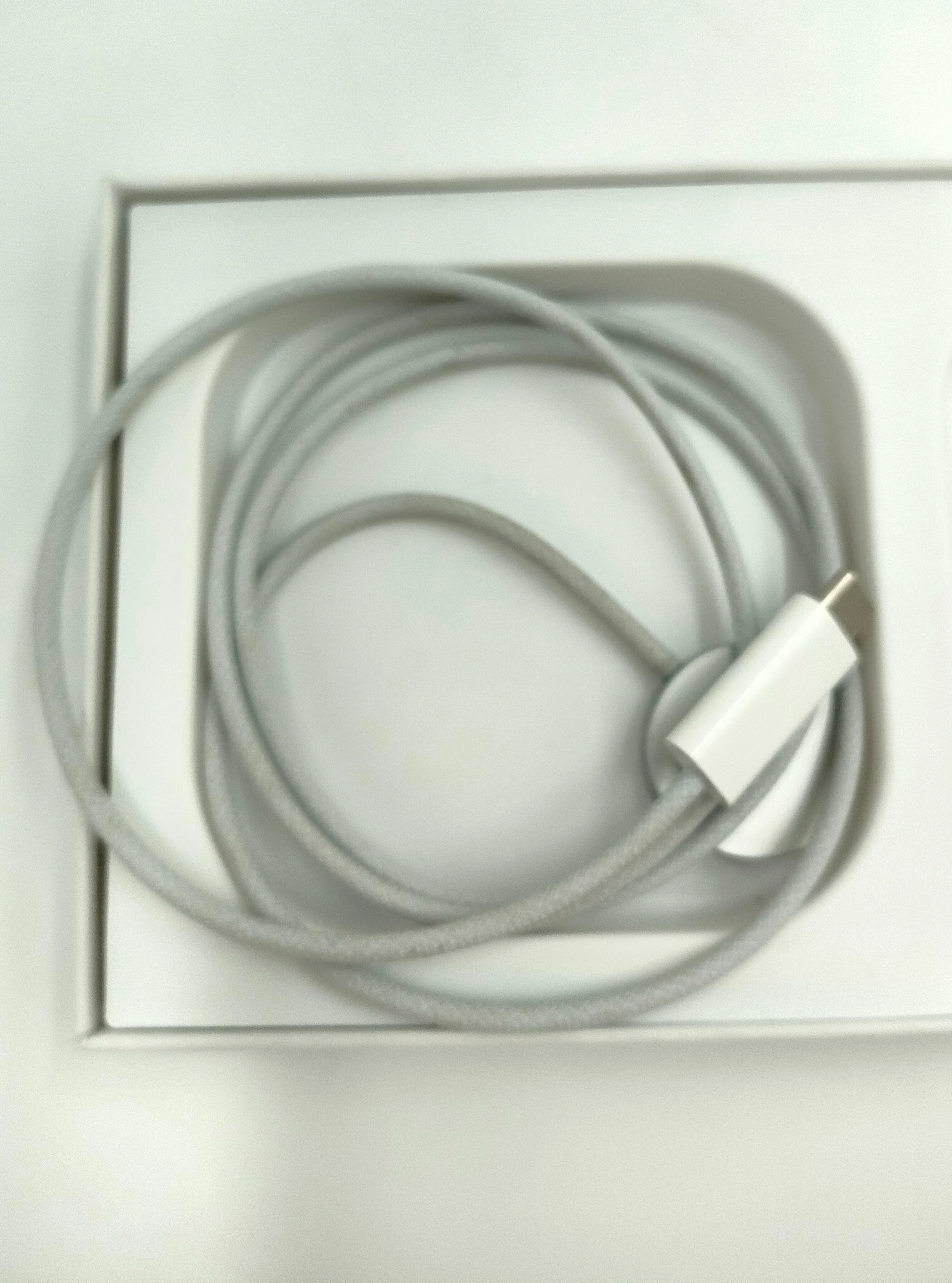 applewatch-ultra-49-mm-titanium-opis-ean-gtin-0195949582394