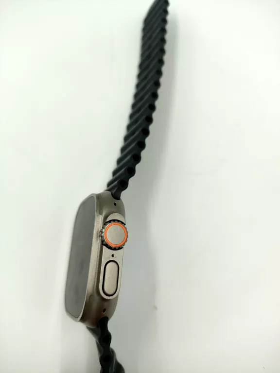 APPLEWATCH ULTRA 49 MM TITANIUM OPIS