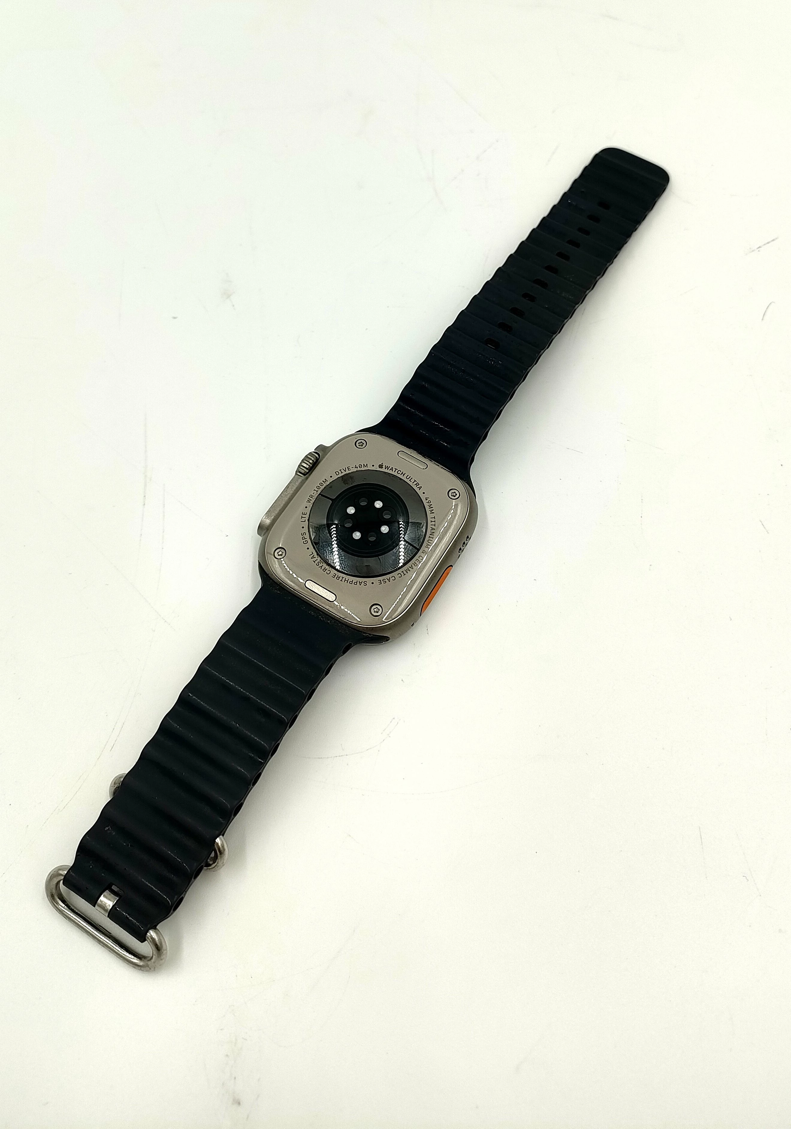 applewatch-ultra-49-mm-titanium-opis-model-249460-1782245