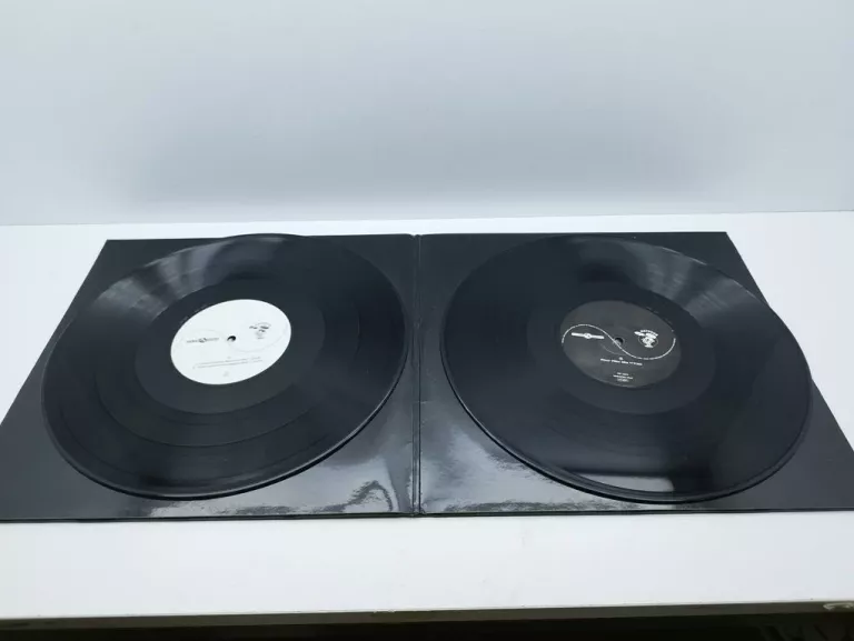 GRAMOFON I ODTWARZACZ KASET Z FUNKCJĄ DIGITALIZACJI MEDION LIFE MD43713