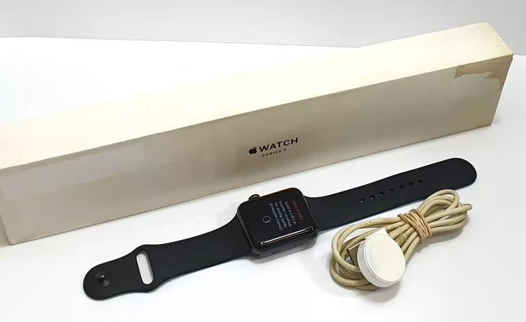 SMARTWATCH APPLE WATCH SERIES 3 42 MM - CZARNY