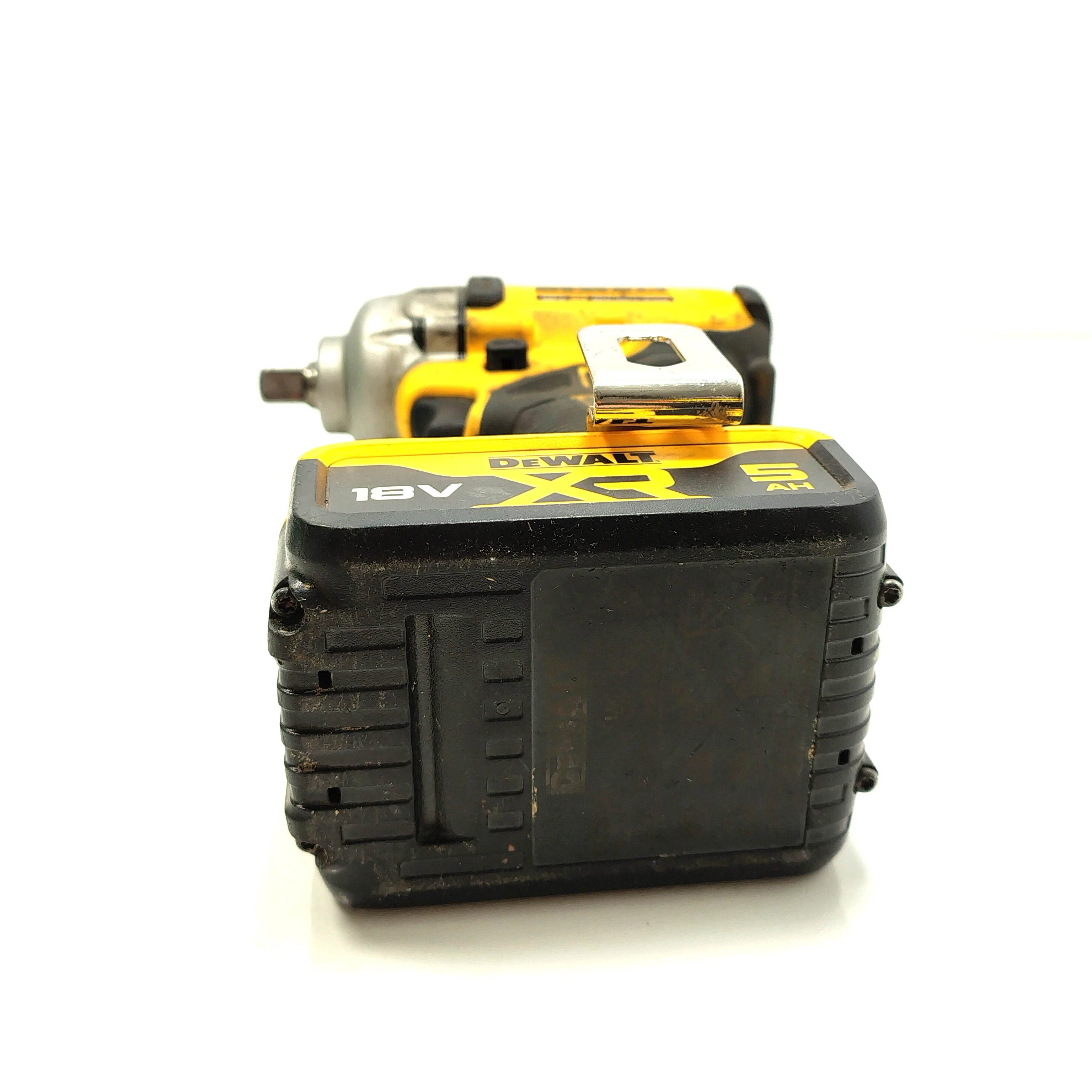 klucz-udarowy-dewalt-dcf-892-aku-lad-walizka-zasilanie-209202-1769478