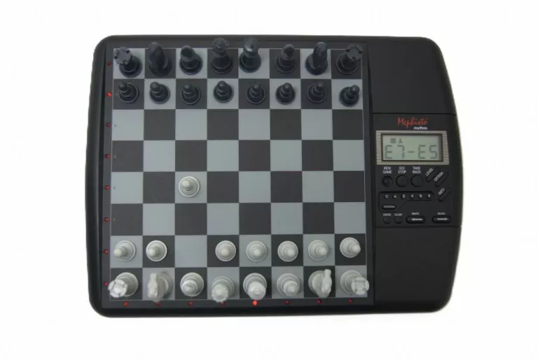 KOMPUTER SZACHOWY MEPHISTO MYTHOS 1995 ROK