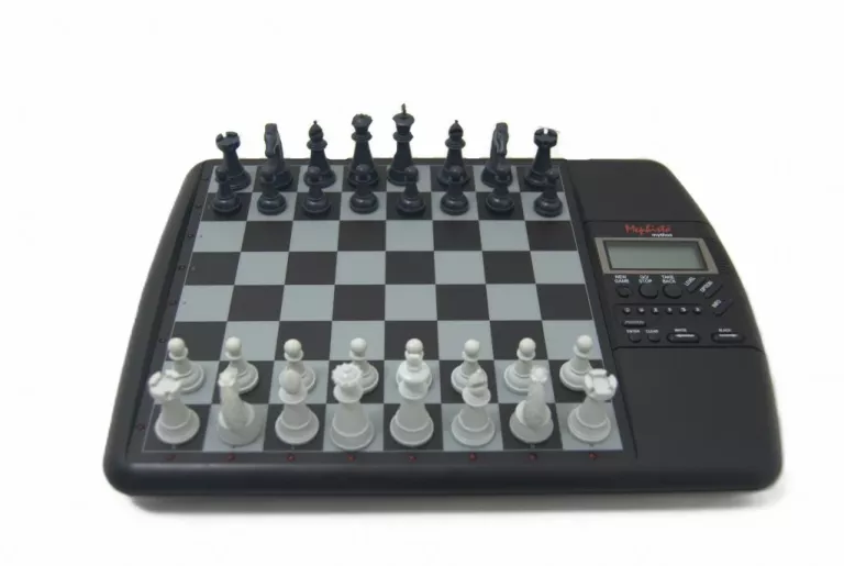 KOMPUTER SZACHOWY MEPHISTO MYTHOS 1995 ROK