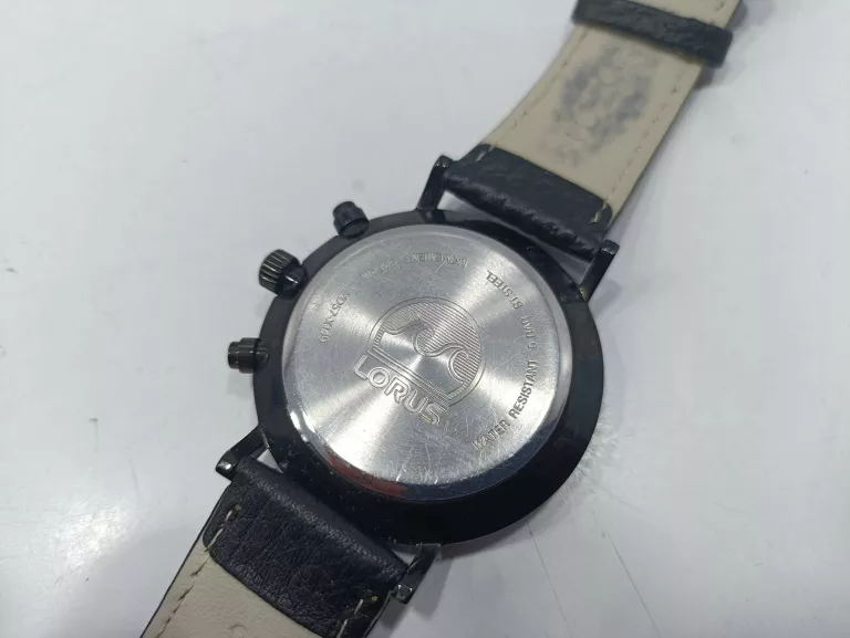 zegarek-lorus-vd57-x149-material-paska-129219-8