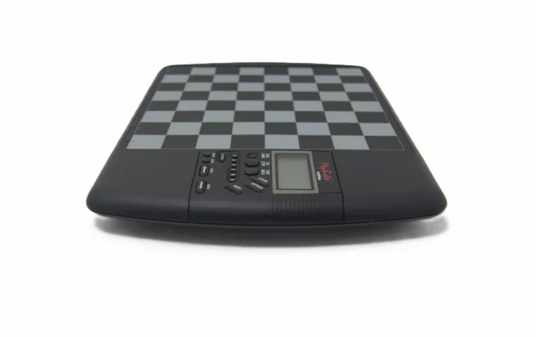 KOMPUTER SZACHOWY MEPHISTO MYTHOS 1995 ROK