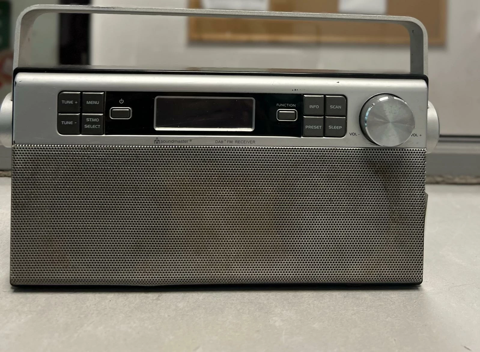 radio-sieciowo-bateryjne-am-dab-fm-soundmaster-dab650si-wroclawska-80-legnica