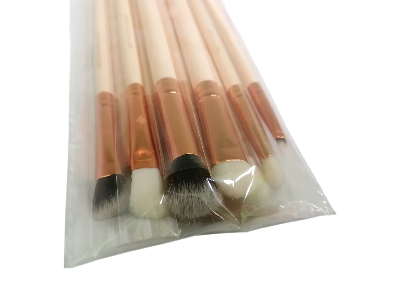 zoeva-rose-golden-complete-eye-set-vol-2-typ-pedzli-130253-2