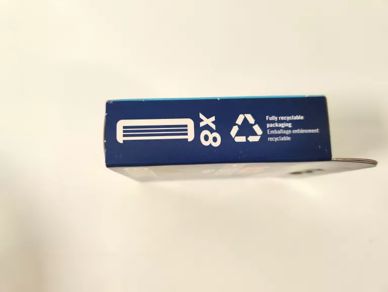 WKŁADY DO MASZYNKI OSTRZA BIC HYBRID 3 FLEX 8 SZT [