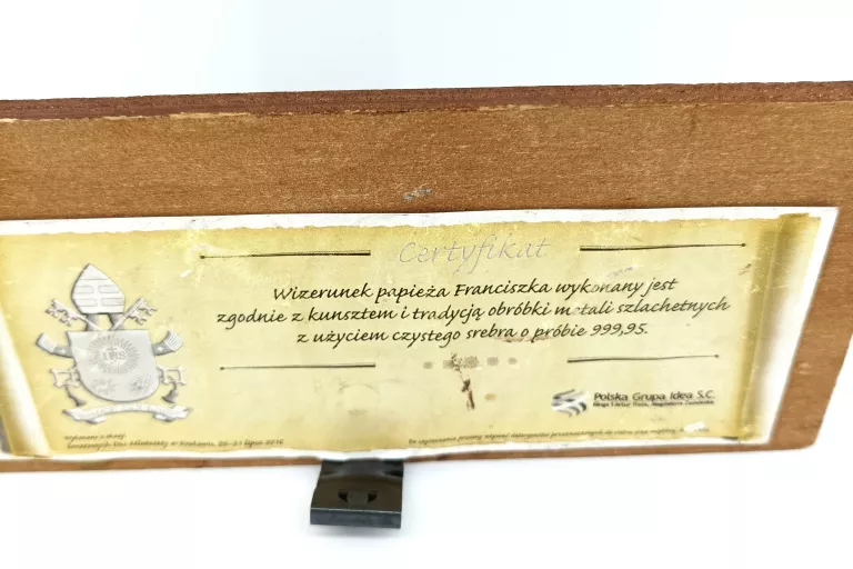 wizerunek-papieza-franciszka-w-srebrze-99999-jana-pawla-ii-1-konstantynow-mk