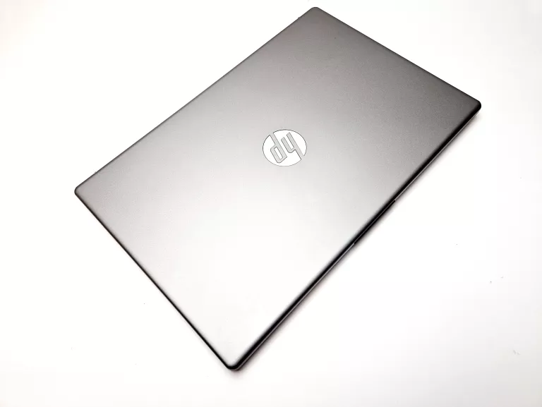 LAPTOP HP 250 G10 INTEL N 512GB SSD 8GB RAM KOMPLET