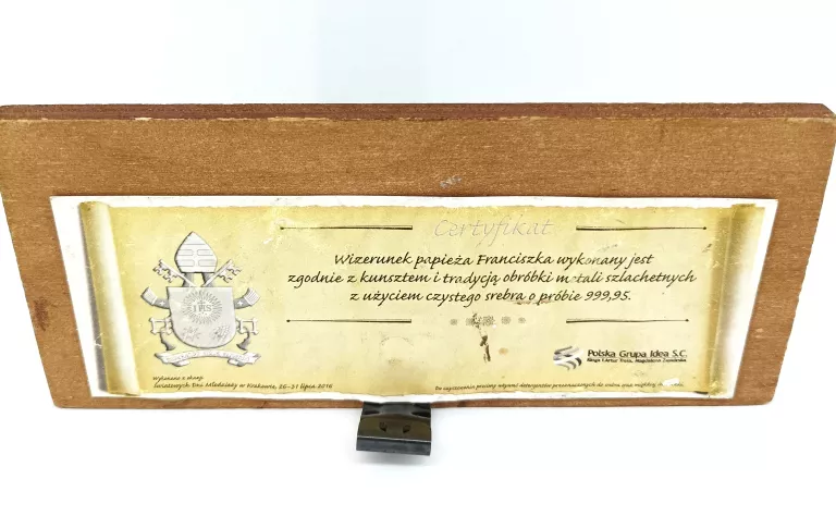 wizerunek-papieza-franciszka-w-srebrze-99999-stan-11323-253806