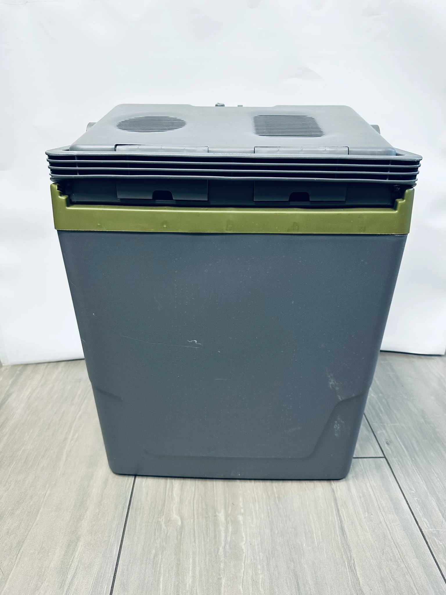 lodowka-turystyczna-rocktrail-29l-230v-i-12v189-stan-11323-2