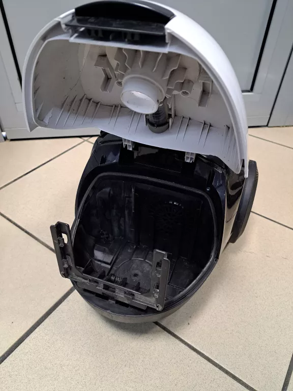 ODKURZACZ WORKOWY BEKO VCC34801AW 800W