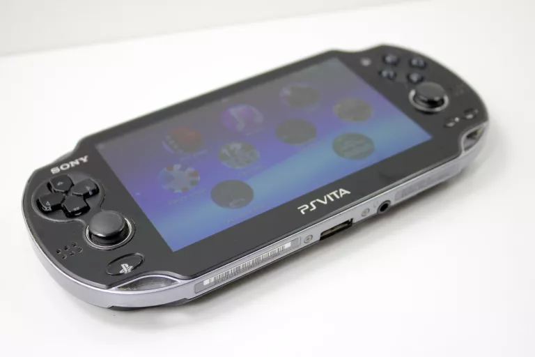 KONSOLA SONY PS VITA