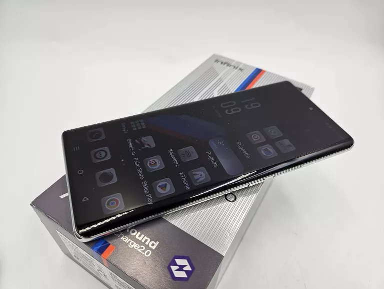 TELEFON INFINIX NOTE 40 PRO 12/256 RACING GREY X6850 WOLNY OD OPERATORA