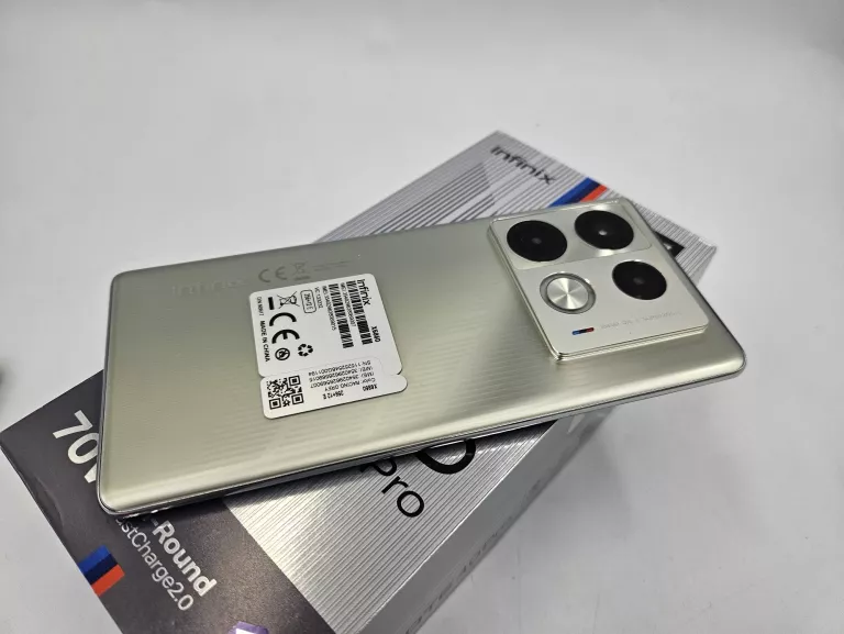 TELEFON INFINIX NOTE 40 PRO 12/256 RACING GREY X6850 WOLNY OD OPERATORA