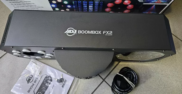 BOOMBOX ADJ FX2 EFEKT ŚWIETLNY