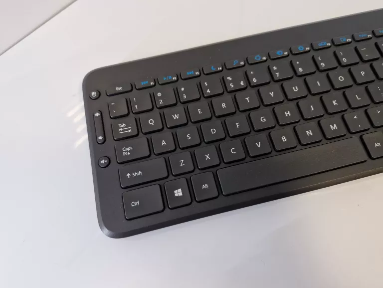 MICROSOFT ALL-IN-ONE MEDIA KEYBOARD KLAWIATURA BEZPRZEWODOWA TOUCHPAD