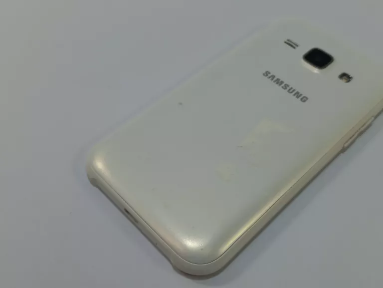TELEFON SAMSUNG J1