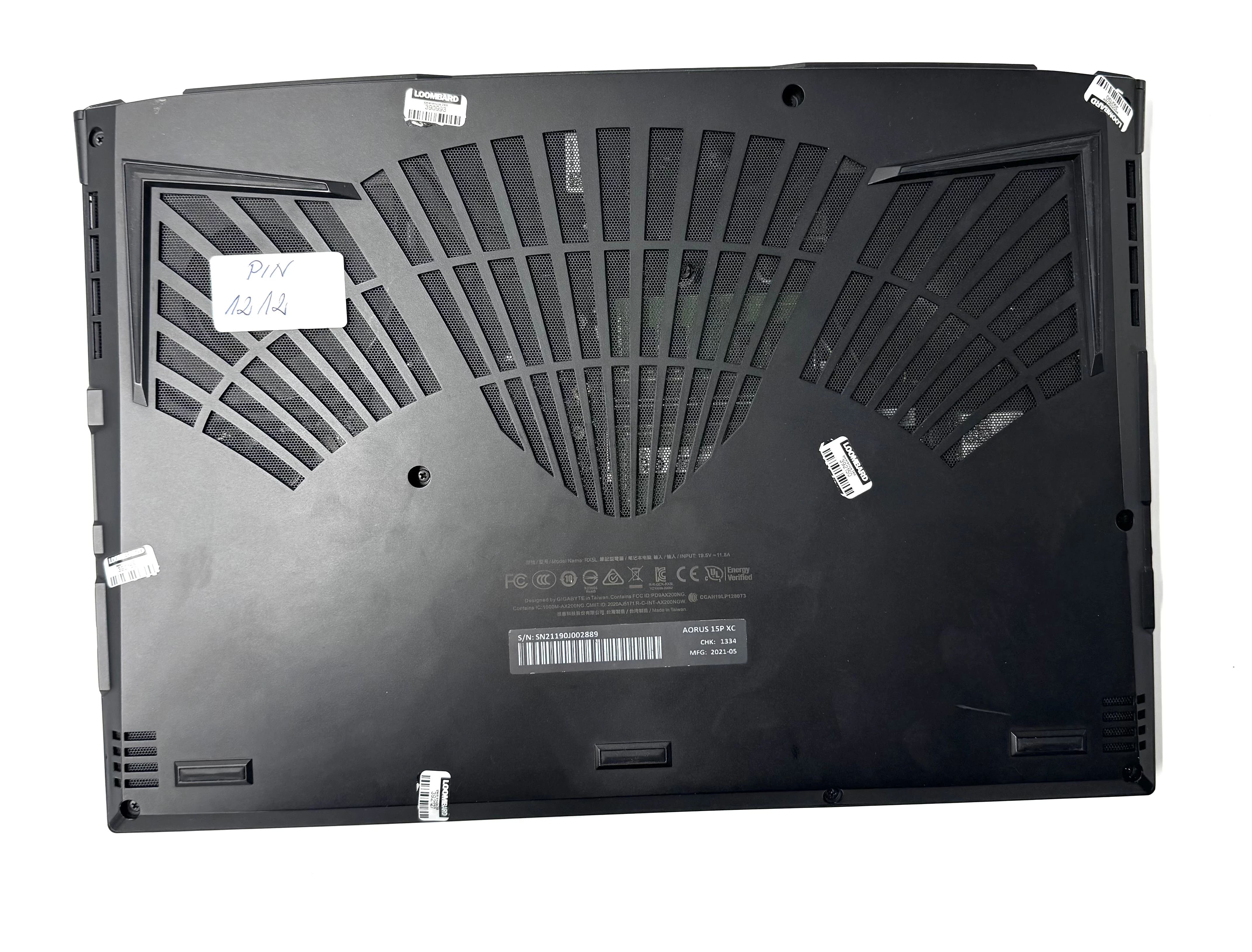 laptop-gigabyte-aorus-15p-xc-przekatna-ekranu-1560