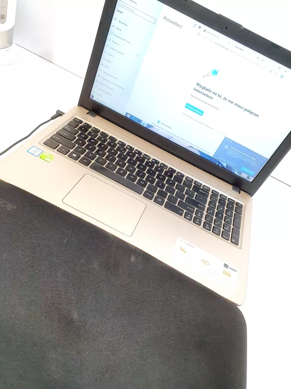 LAPTOP ASUS R540U NTEL CORE I3 RAM4GB DYSK1TB W10