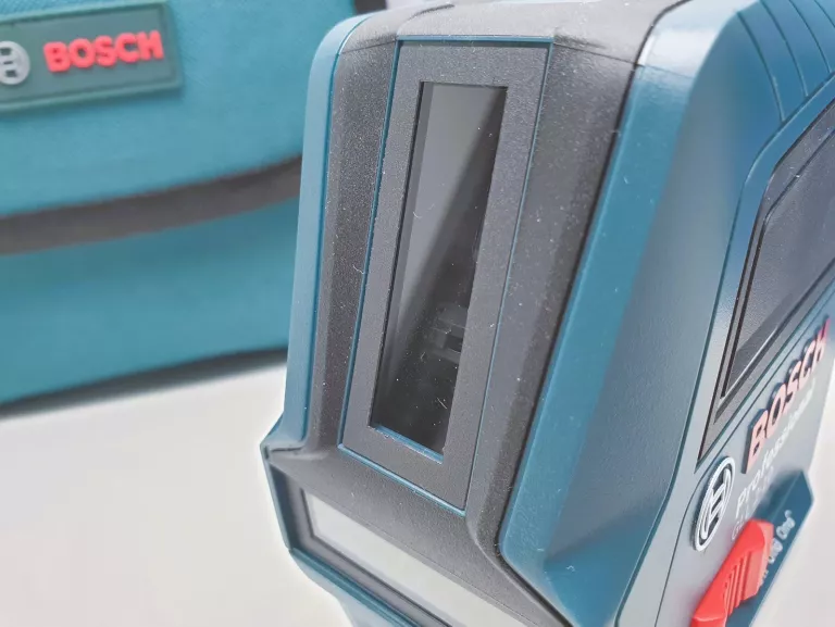 LASER KRZYŻOWY BOSCH PROFESSIONAL GLL 2-10 KOMPLET
