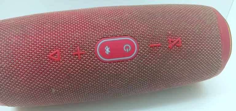 GŁOŚNIK JBL CHARGE 4 CZERWONY