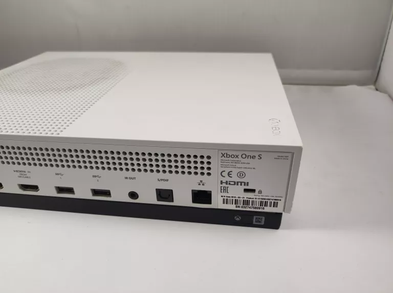 KONSOLA XBOX ONE S 500GB