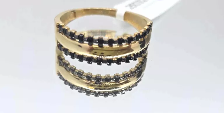 zloty-pierscionek-z-czarnymi-kamykami-stan-11323-2