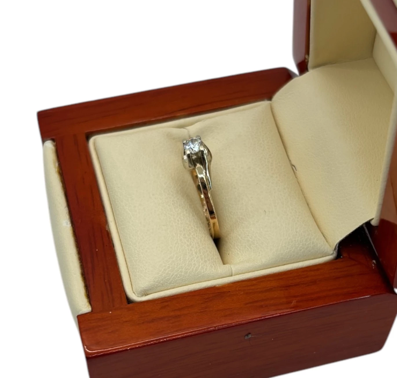 zloty-585-pierscionek-238g-r14-ean-gtin-5901050615044