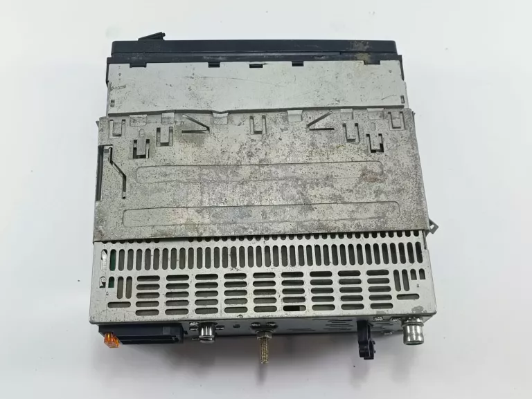 RADIO SAMOCHODOWE CLATRONIC AR 815