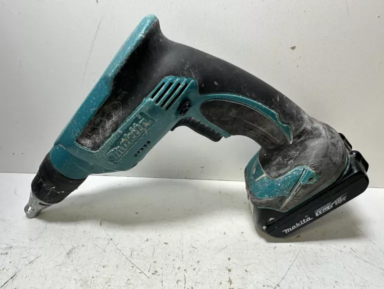 WKRĘTARKA DO KARTON GIPSU  MAKITA AKUMUALTOR 1,5AH