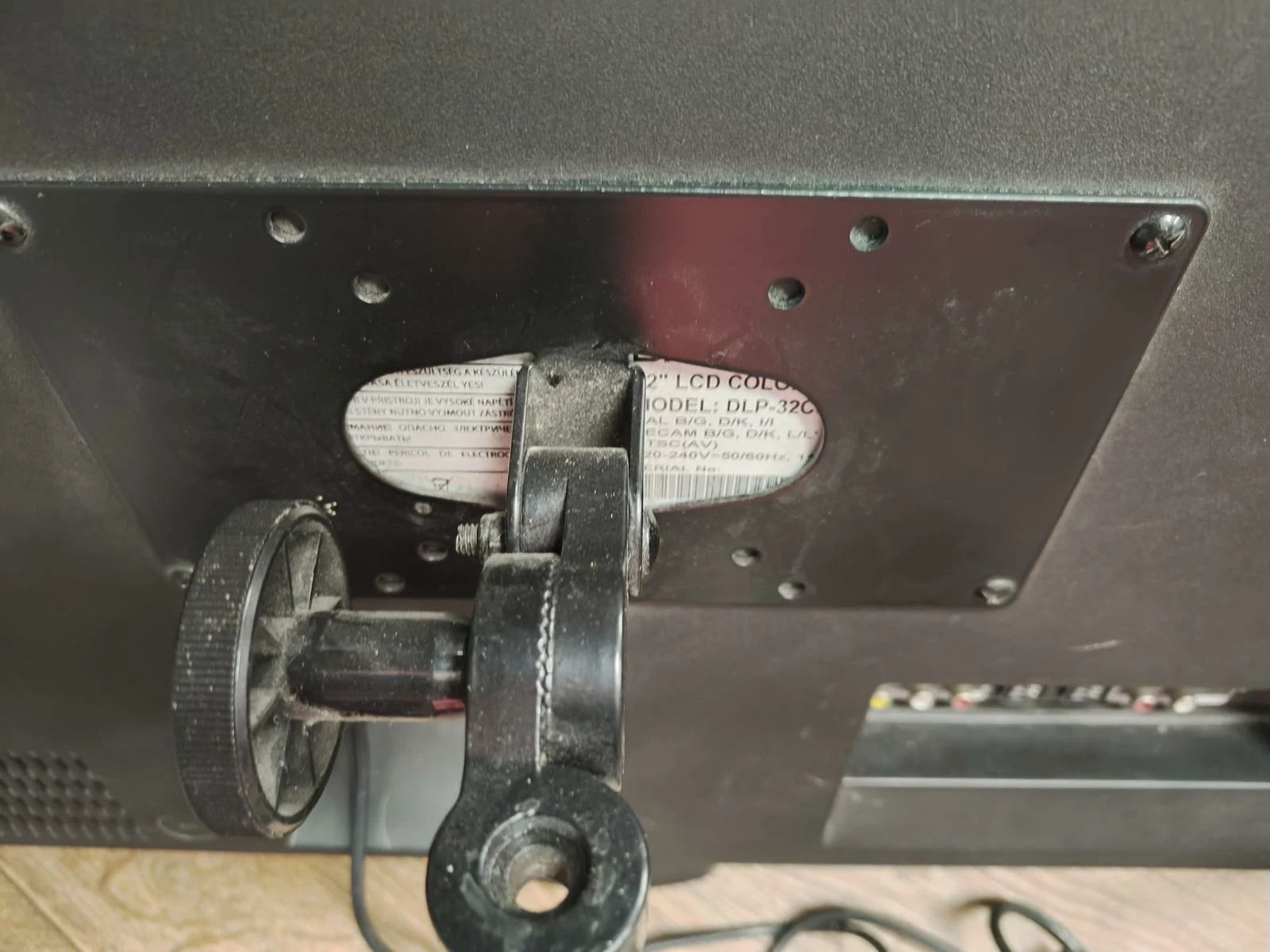 telewizor-32-daewoo-dlp-32c3fb-typ-telewizora-211486-250138