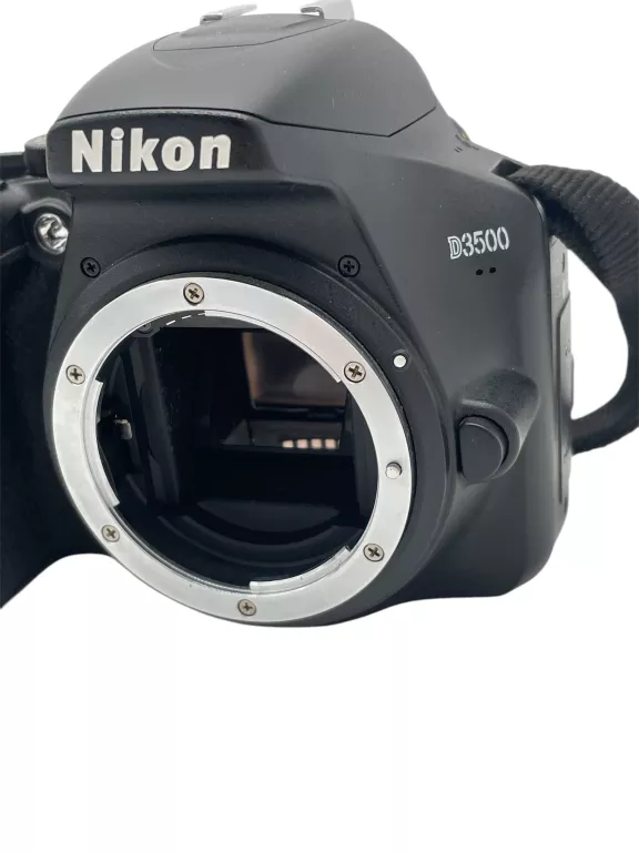 APARAT NIKON D3500 + NIKKOR AF-P 18-55 MM + PRZEBIEG 9733