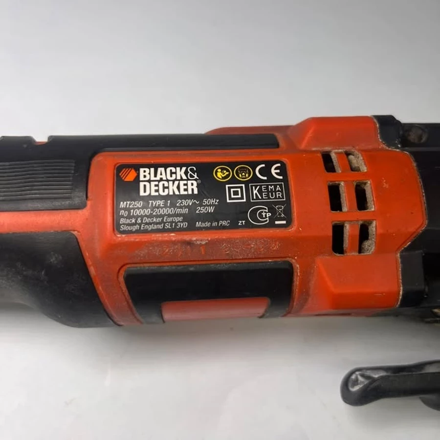 narzedzie-wielofunkcyjne-blackdecker-mt250ka-stan-11323-2