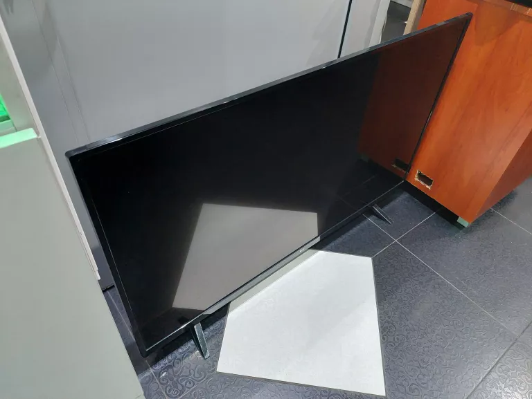 TELEWIZOR LG 49UJ620V 49 CALI + PILOT