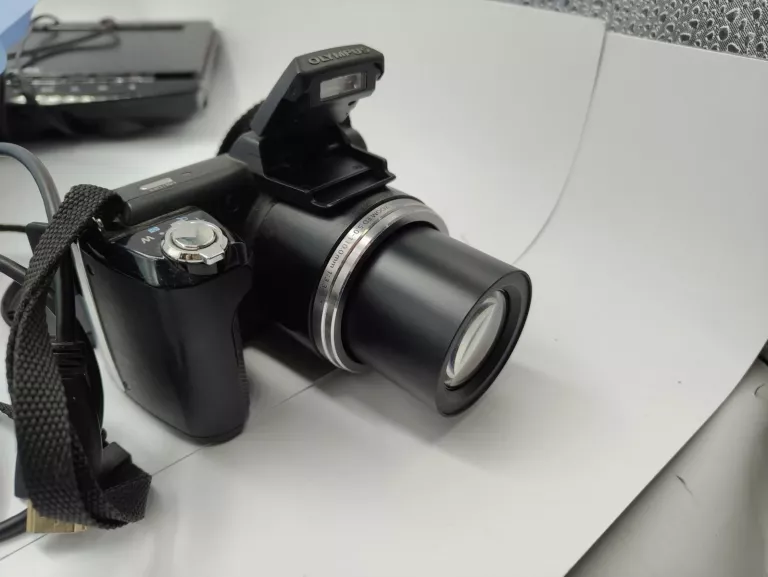 APARAT OLYMPUS SP-610UZ