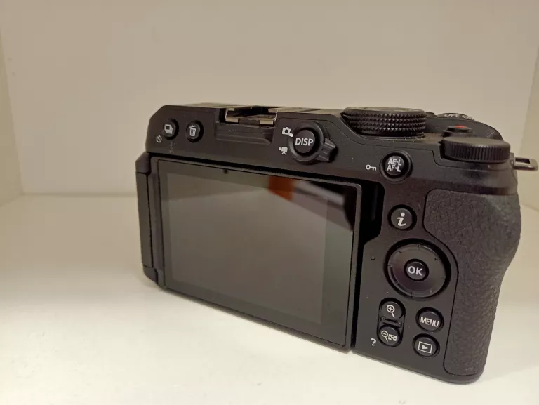 APARAT NIKON Z30 BODY + OBIEKTYW NIKKOR DX 16-50