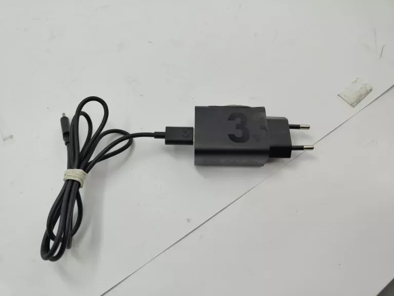 ŁADOWARKA SIECIOWA MOTOROLA TURBOPOWER 33W USB C