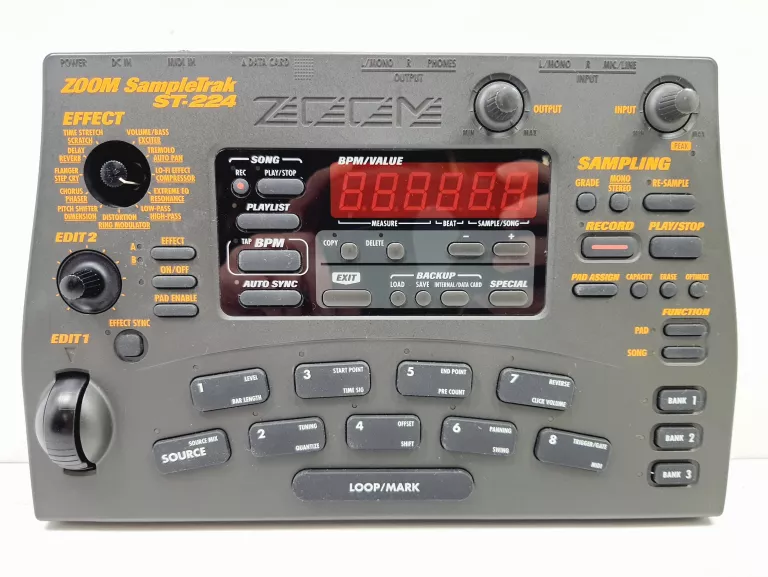 SAMPLER ZOOM SAMPLETRAK ST-224