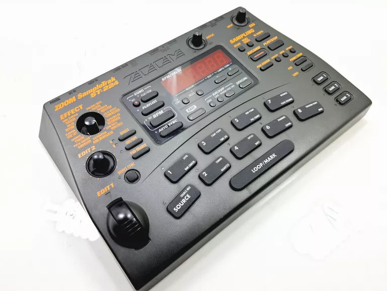 SAMPLER ZOOM SAMPLETRAK ST-224