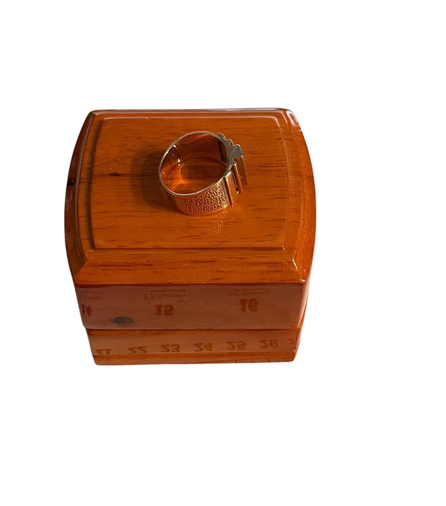 piekny-zloty-pierscionek-rodzaj-2205-2