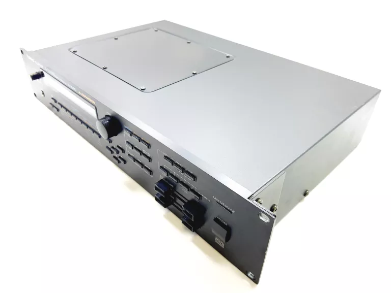 KULTOWY MODUŁ BRZMIENIOWY ROLAND JV-1080 SYNTEZATOR PROGRAMOWY