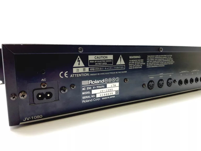 KULTOWY MODUŁ BRZMIENIOWY ROLAND JV-1080 SYNTEZATOR PROGRAMOWY