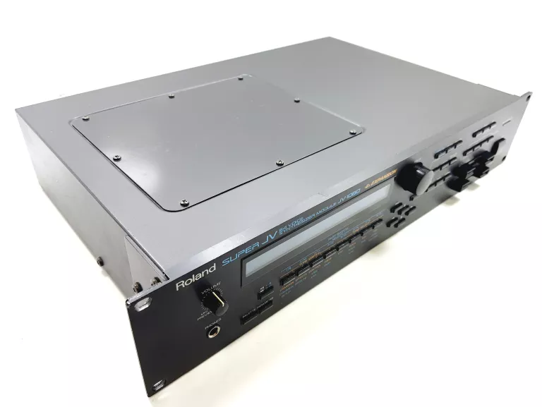 KULTOWY MODUŁ BRZMIENIOWY ROLAND JV-1080 SYNTEZATOR PROGRAMOWY